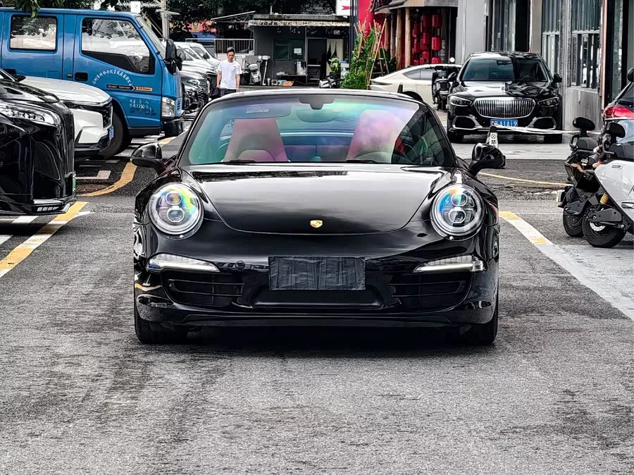 Porsche 911