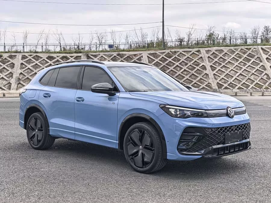Volkswagen Tiguan L