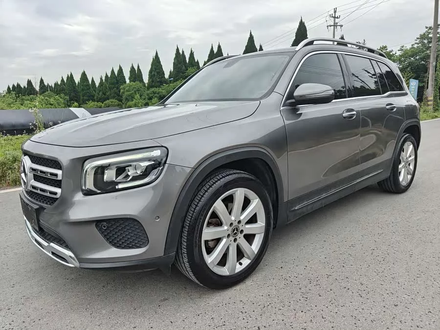 Mercedes Benz GLB
