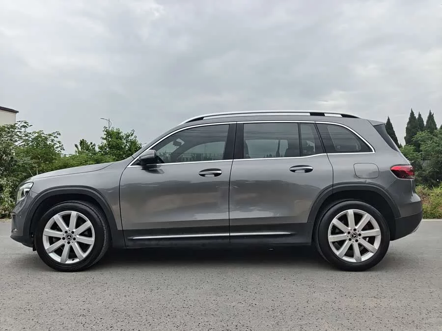 Mercedes Benz GLB