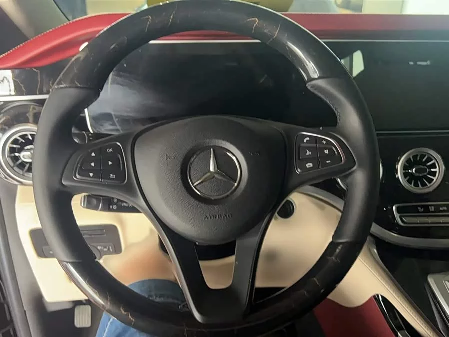 Mercedes Benz Vito
