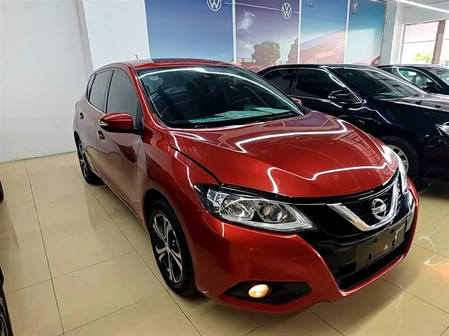 Nissan Tiida