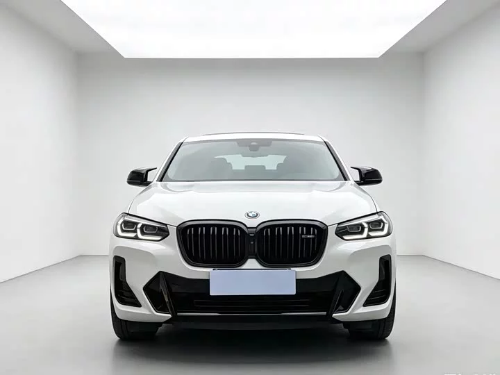 BMW X4 M40i