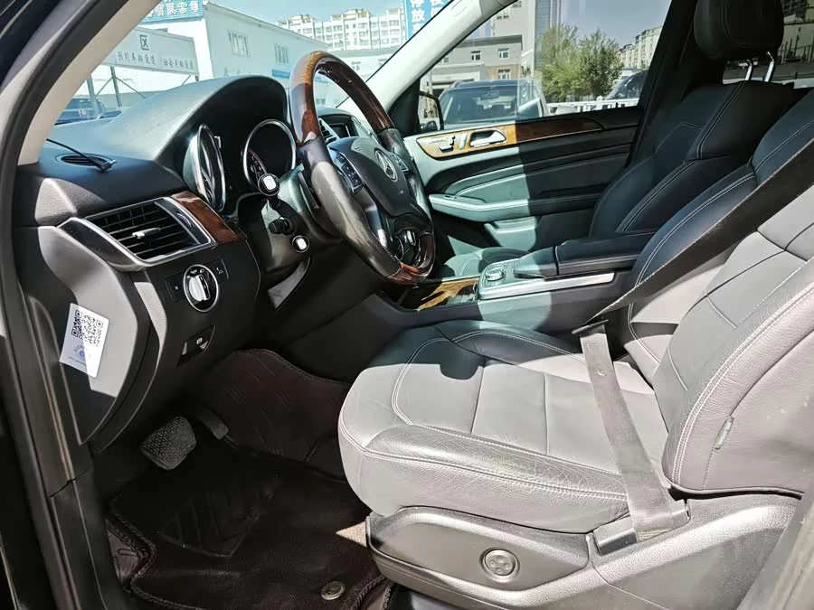 Mercedes Benz M-Class