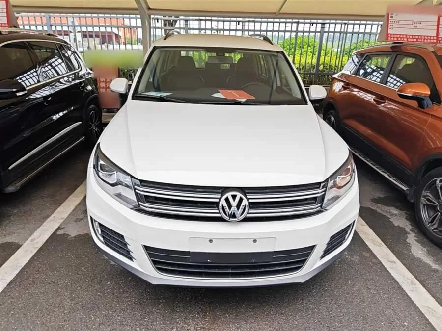 Volkswagen Tiguan