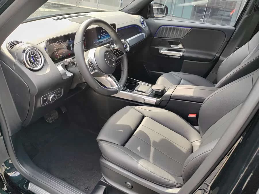 Mercedes Benz GLB