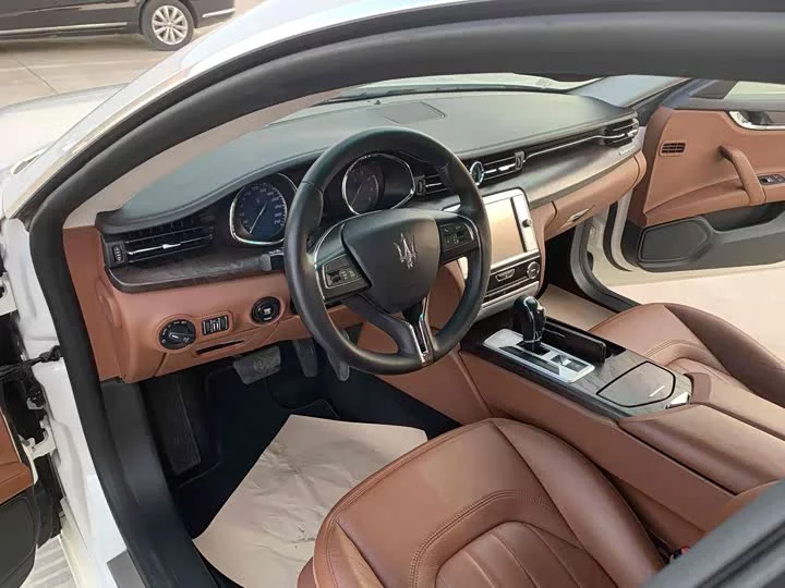 Maserati President