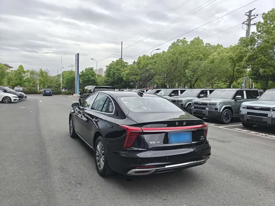 Hongqi H5