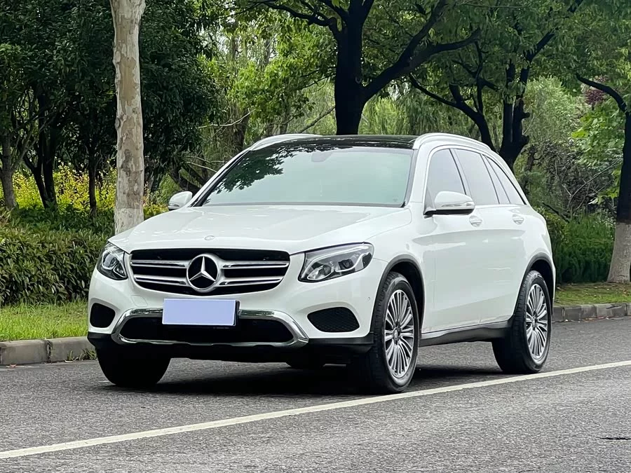 Mercedes Benz GLC
