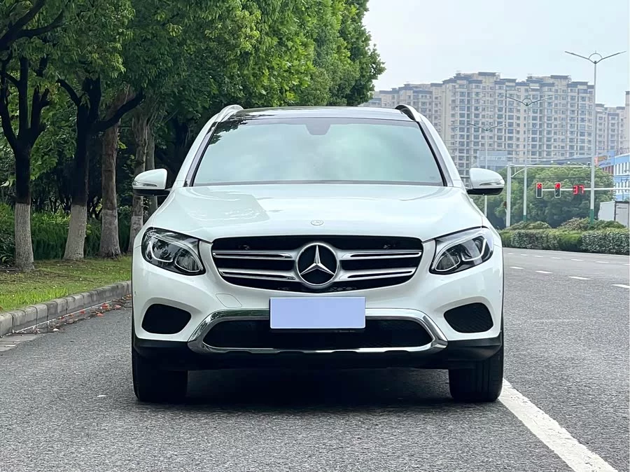 Mercedes Benz GLC