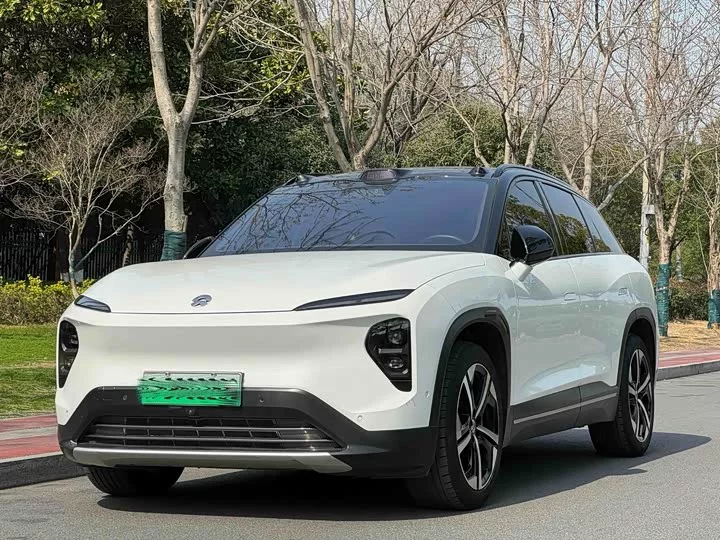NIO ES7