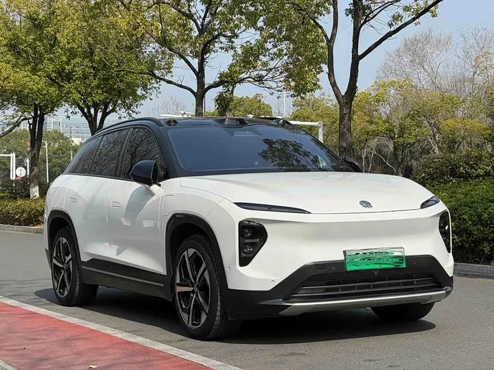 NIO ES7