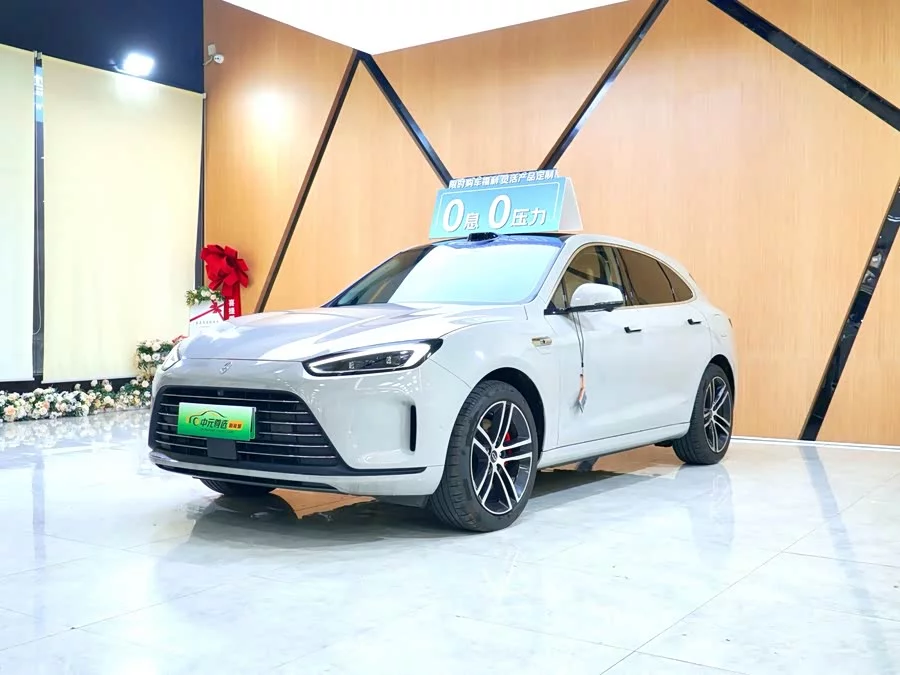 AITO Wenjie M5