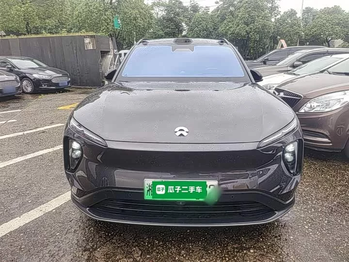 NIO ES6