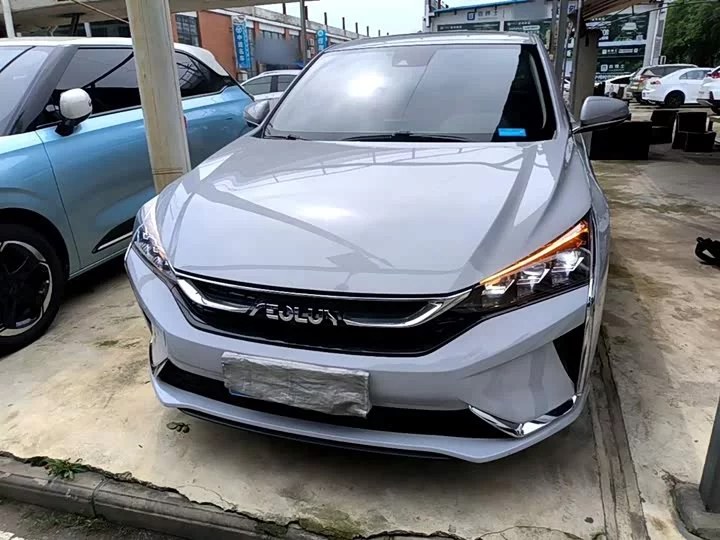 Dongfeng Yixuan