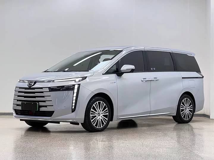 GAC Trumpchi E8 PHEV