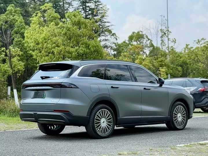 Chery Fengyun T9