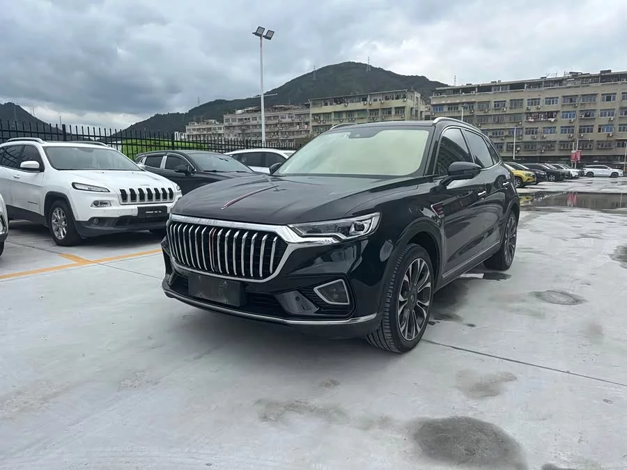 Hongqi HS5