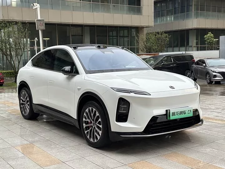 NIO EC6