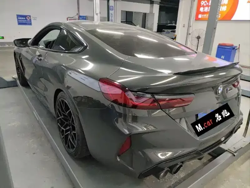 BMW M8