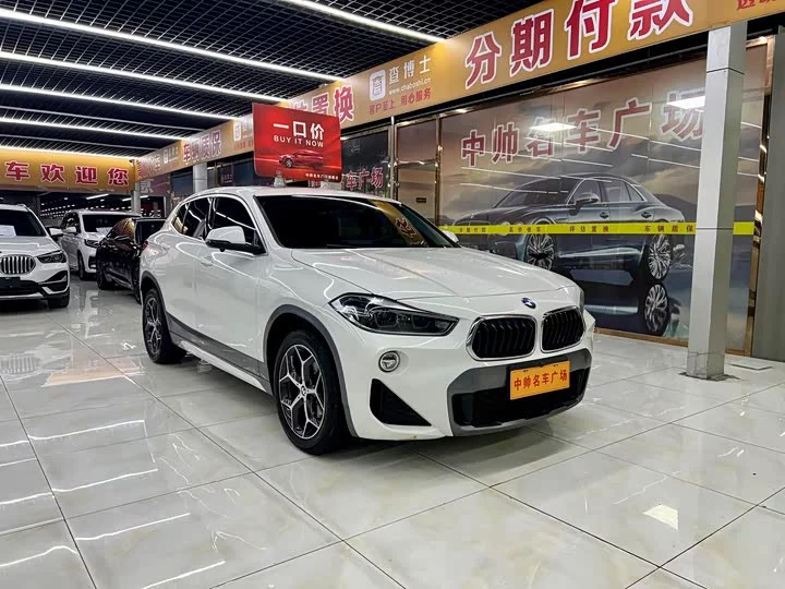 BMW X2