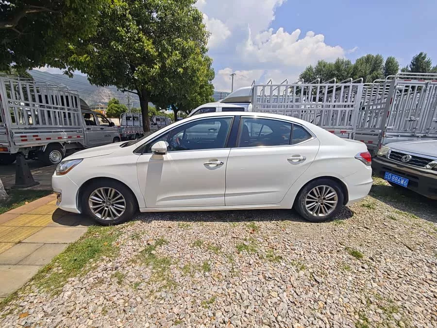 Citroën C4L