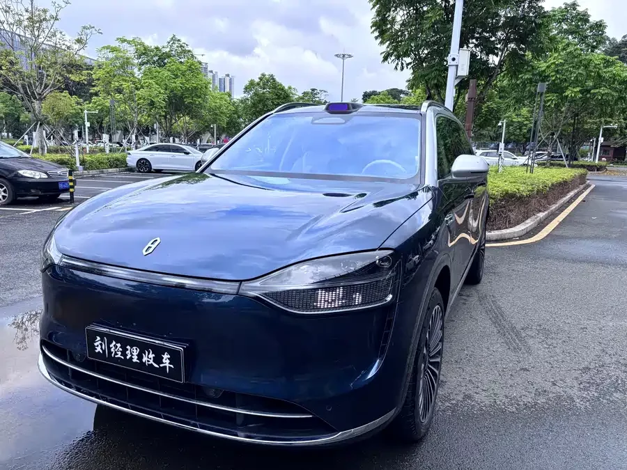 AITO Wenjie M9