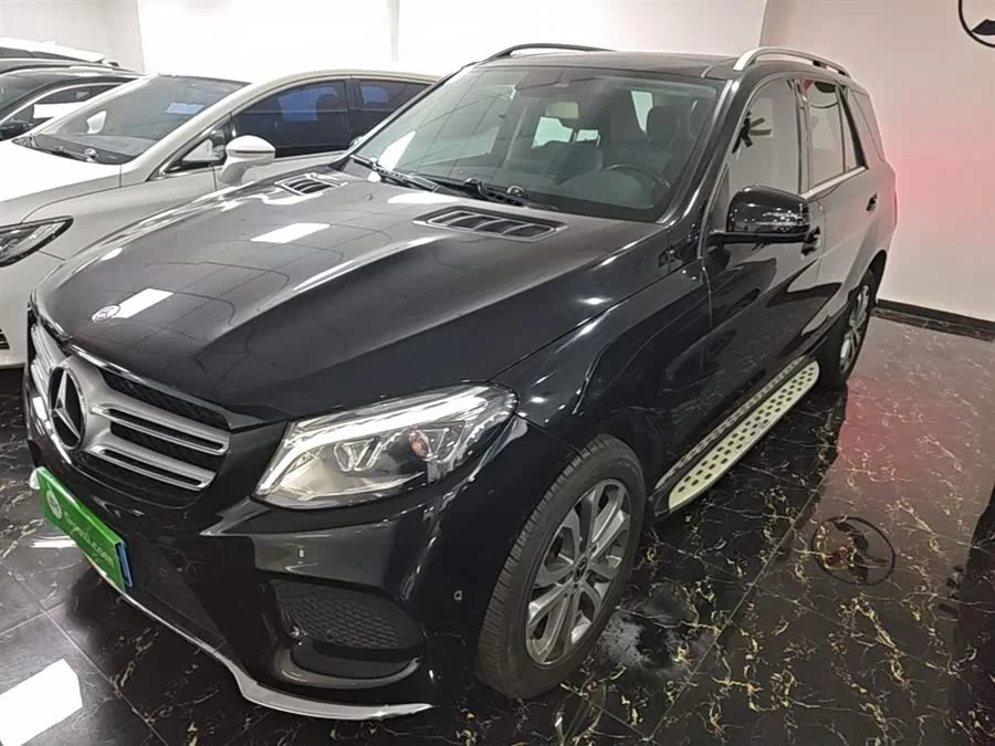 Mercedes Benz GLE (Imported)