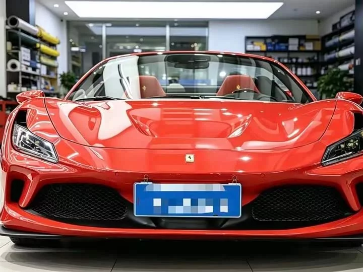 ferrari F8
