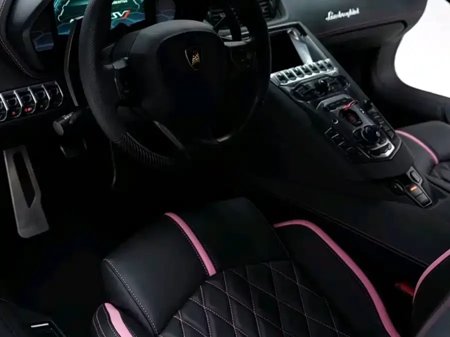 Lamborghini Aventador