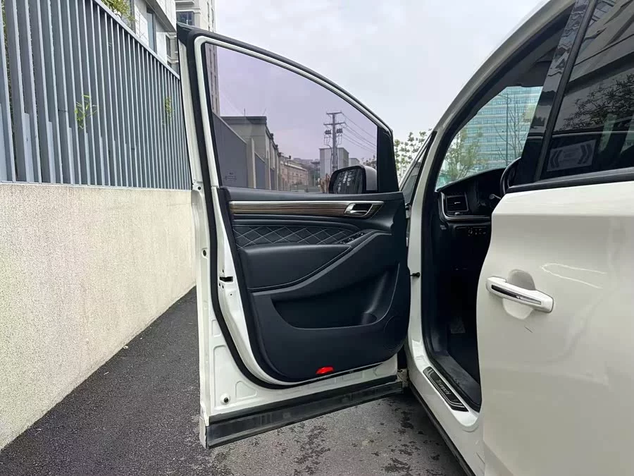 GAC Trumpchi M8