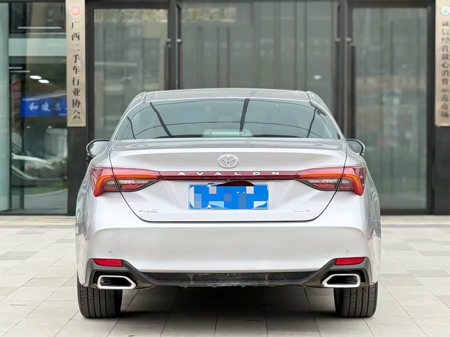 Toyota Avalon