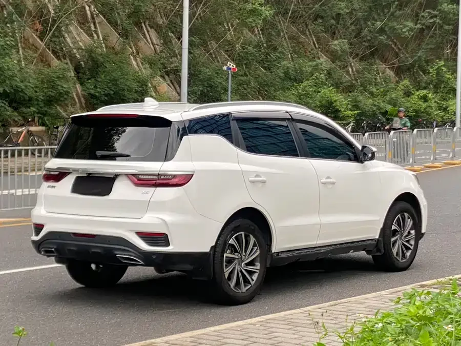 Geely Vision X6