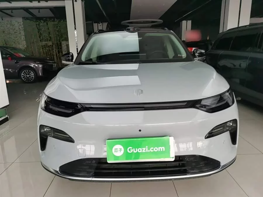 Leapmotor C11