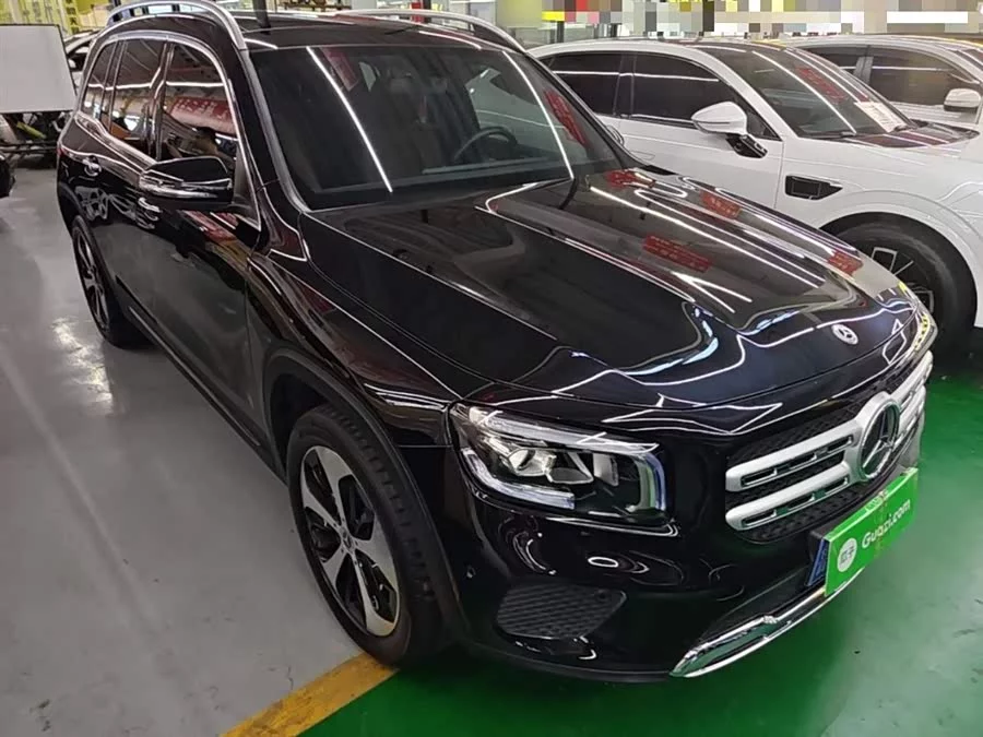 Mercedes Benz GLB