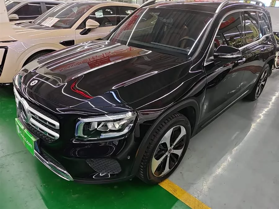 Mercedes Benz GLB