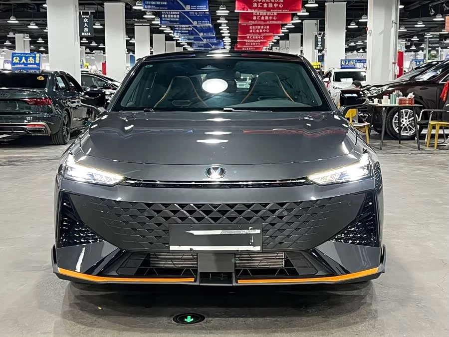 Changan UNI-V