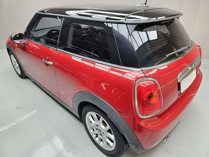 MINI 