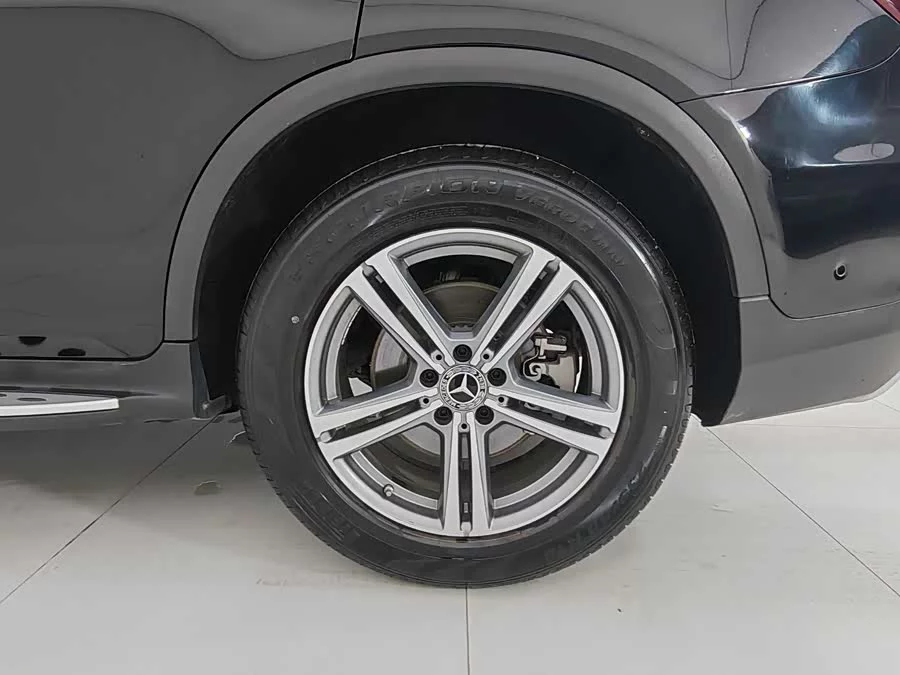 Mercedes Benz GLC
