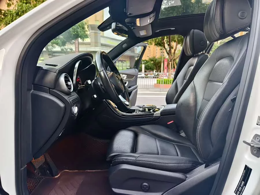 Mercedes Benz GLC