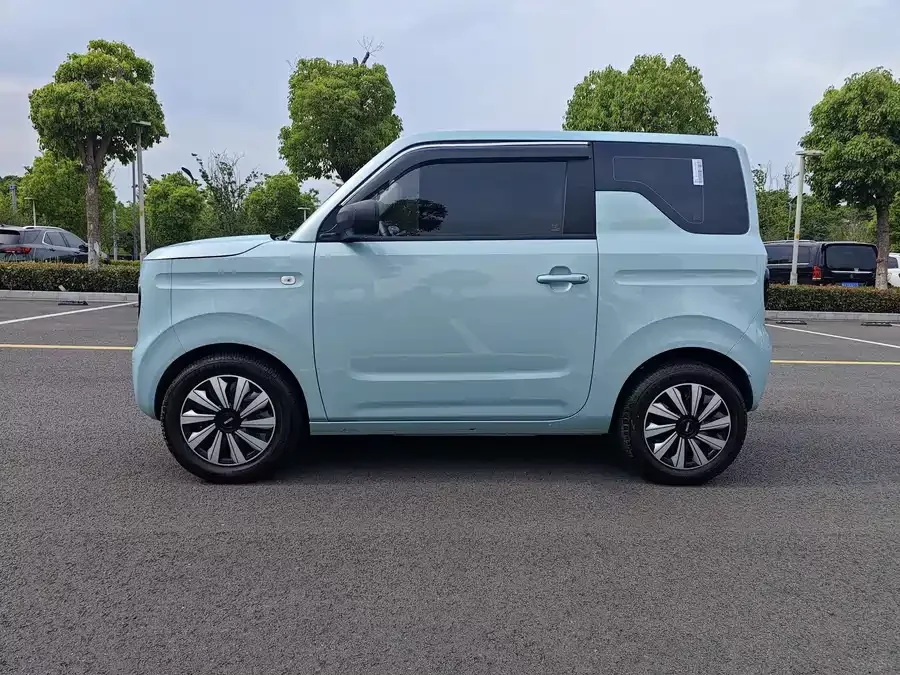 Geely Panda