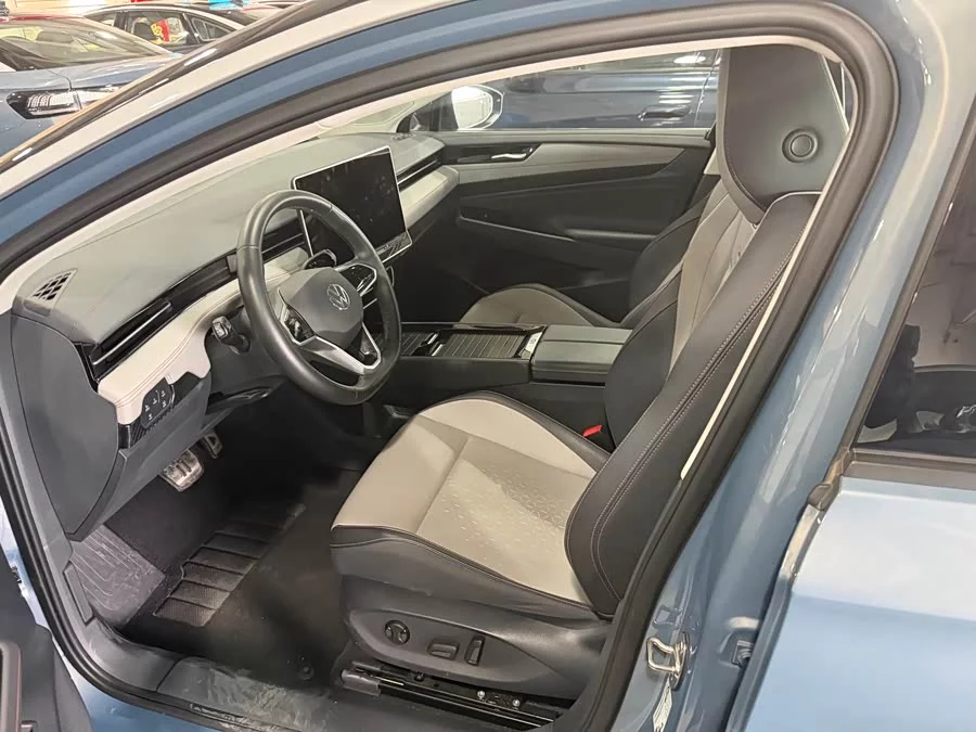 Volkswagen ID.7 VIZZION