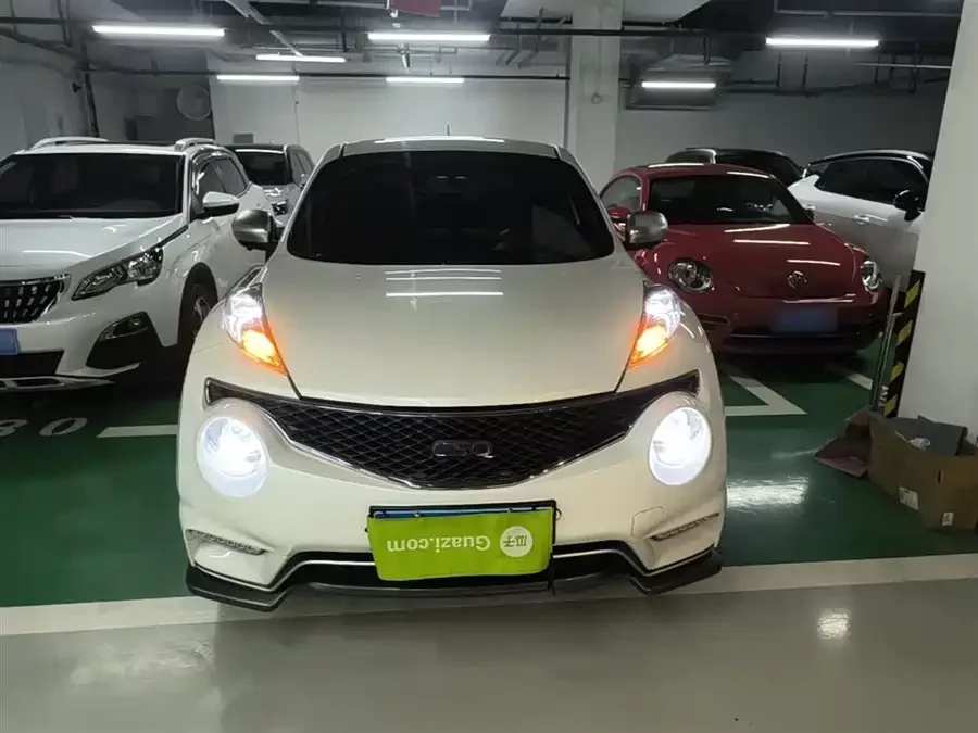Infiniti ESQ