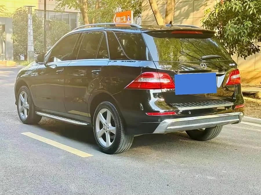 Mercedes Benz M-Class