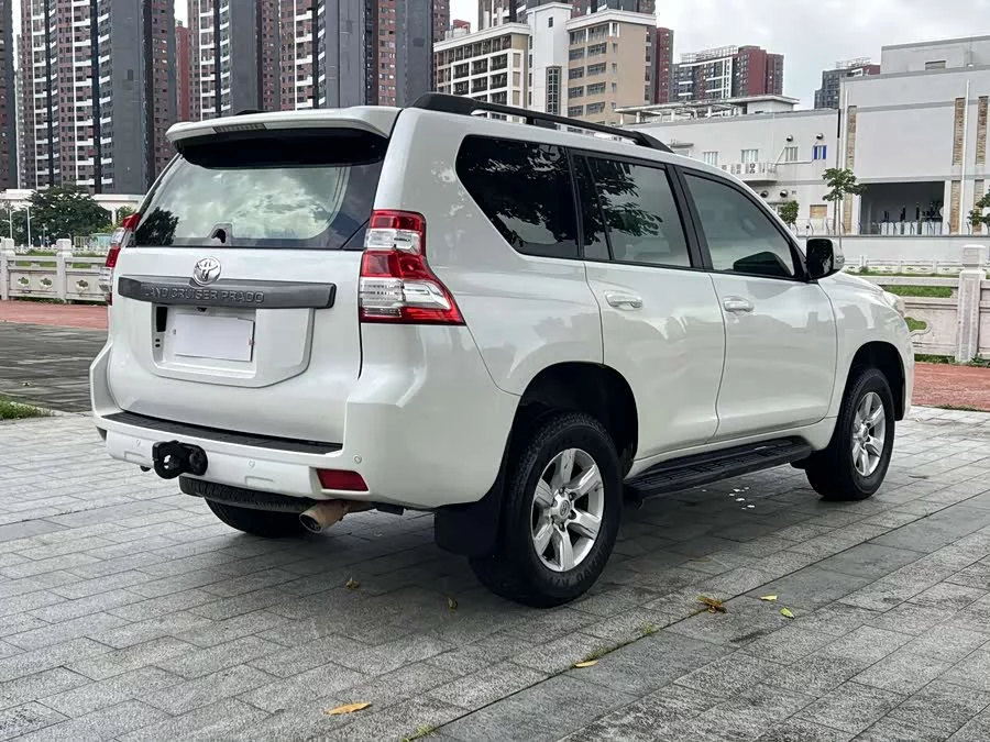 Toyota Prado