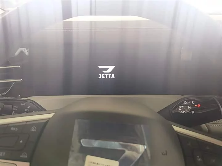 Jetta VS8