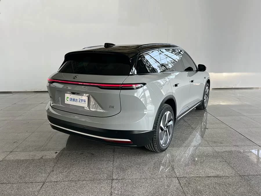NIO ES6