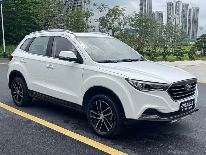 FAW Besturn X40