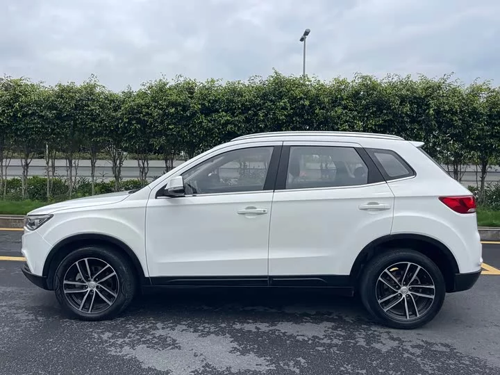FAW Besturn X40