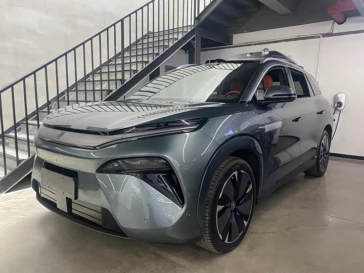 BYD Tang L